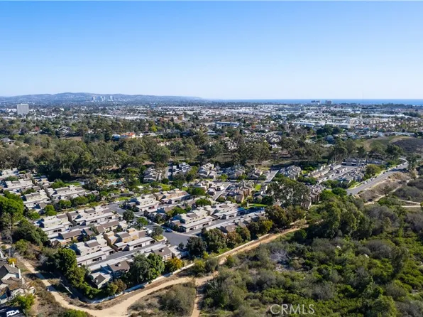 19 Seabird Ct, Newport Beach, CA 92663