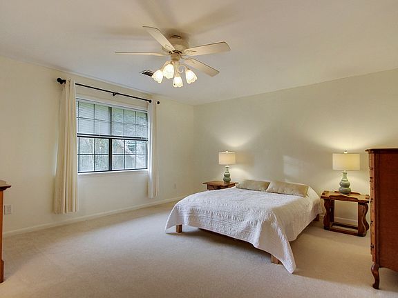 5th image of 4019 Huntwick Blvd