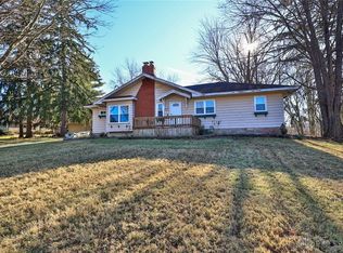 2671 W Possum Rd, Springfield, OH 45506