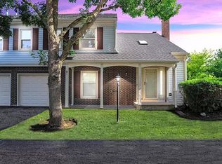 51 Bright Ridge Dr, Schaumburg, IL 60194