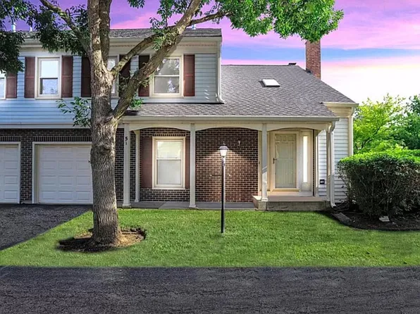 51 Bright Ridge Dr, Schaumburg, IL 60194