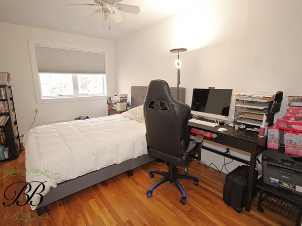 2070 Pearson Street image 22 of 36