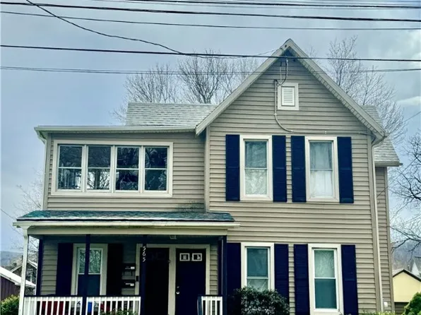 565 Thompson St, Elmira, NY 14904