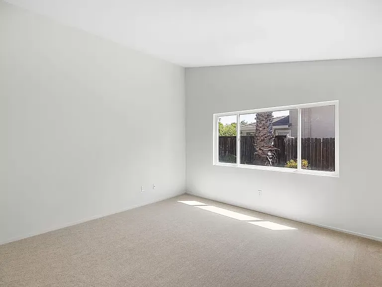 5476 Banderas Way — Photo 15