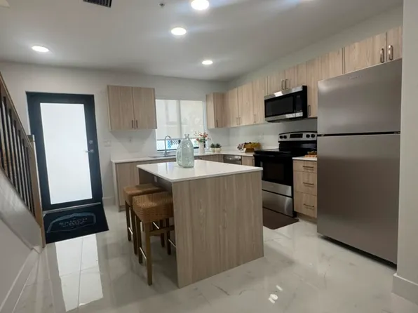 7596 W 5th Ln #B, Hialeah, FL 33014