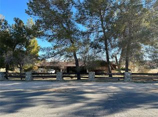 19472 Kinai Rd, Apple Valley, CA 92307