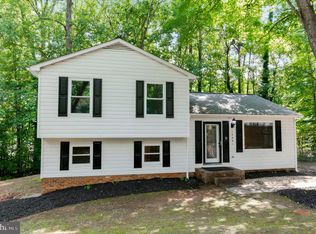 10001 Knotty Pine Ct, Spotsylvania, VA 22553