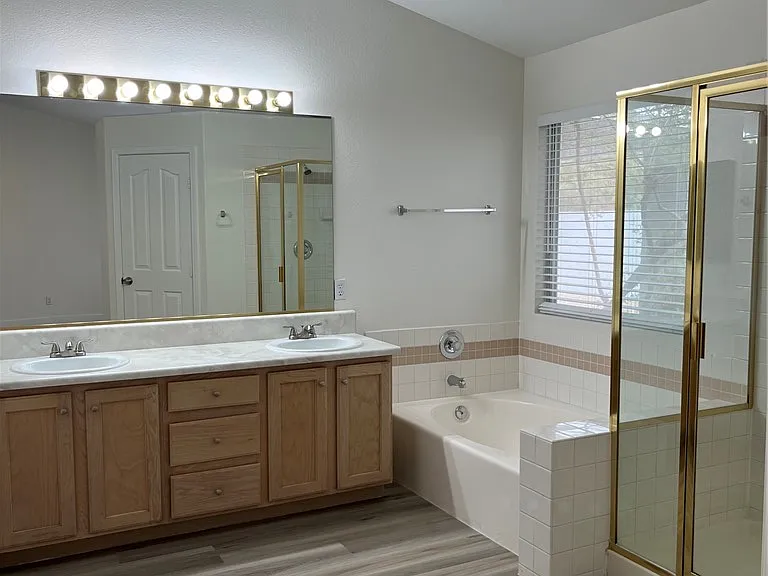 7724 Rye Canyon Dr — Photo 27
