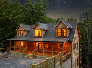 4406 Long Rifle Rd, Sevierville, TN 37862