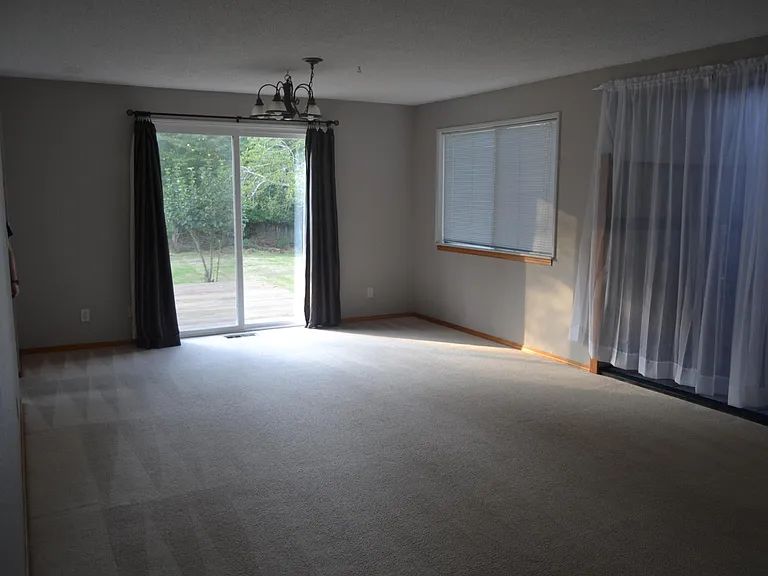4340 Ridgecrest Way SE — Photo 7