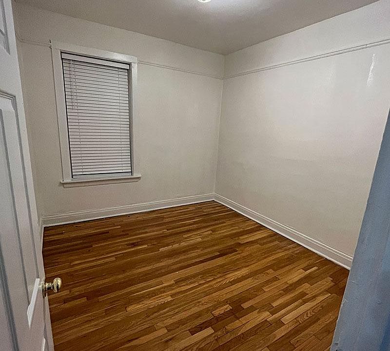 2nd image of 4053 W Cortland St APT 2