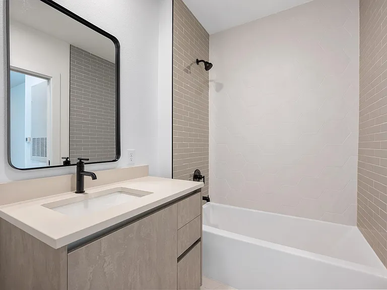 4315 S Congress Ave #208 — Photo 24