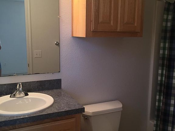 3rd image of 1024 City View Dr APT 2