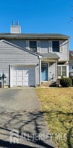 547 Elsie Ave, South Plainfield, NJ, 07080