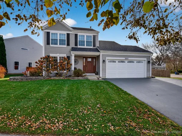 2843 Forestview Dr, Carpentersville, IL 60110