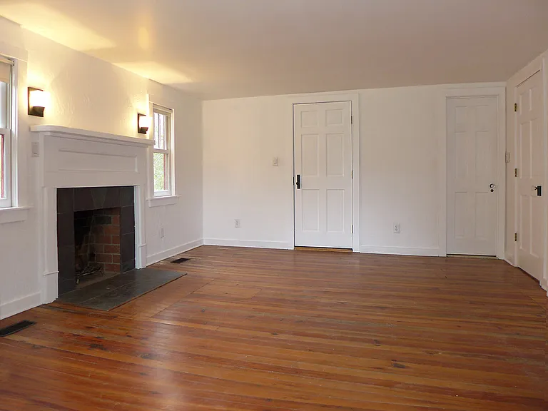 917 Phils Creek Rd — Photo 14
