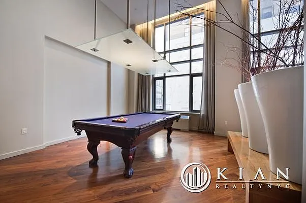 Rented by Kian Realty | media 7