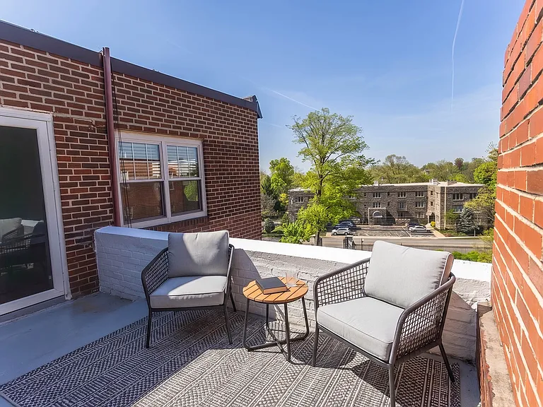 429 C503 Balcony 429 C503 Balcony