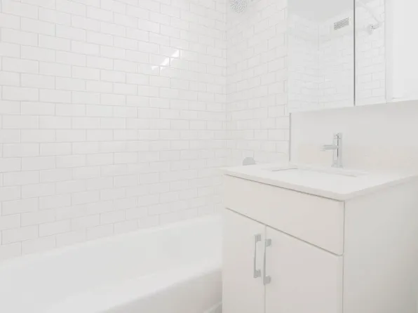 400 West 37th Street image 42 of 69