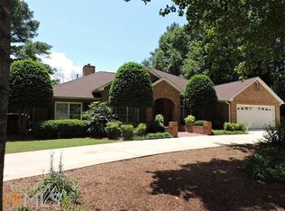 11 Brown Ridge Dr, Newnan, GA 30263