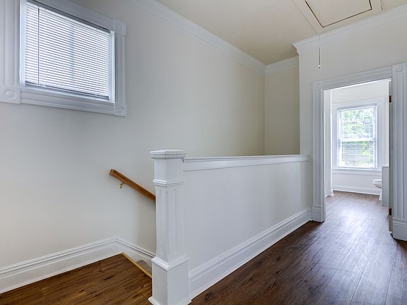 3rd image of 1600 N 22nd St #B