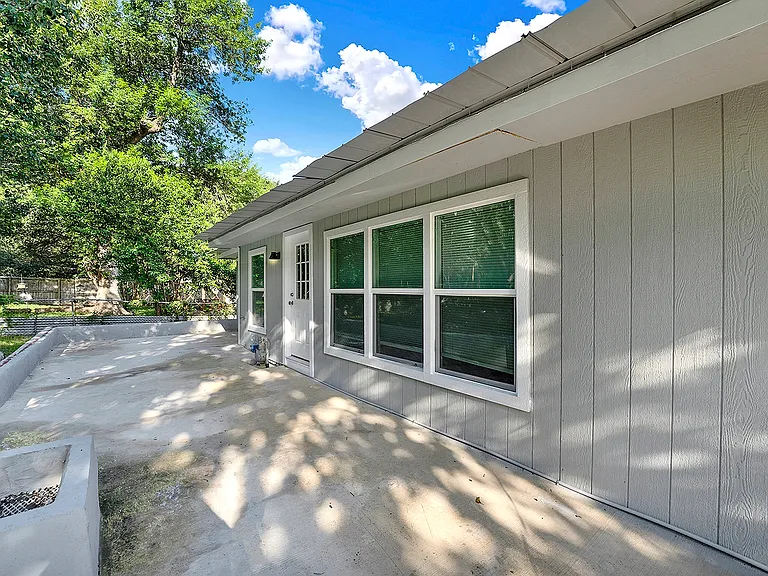 630 Sumner Dr — Photo 25