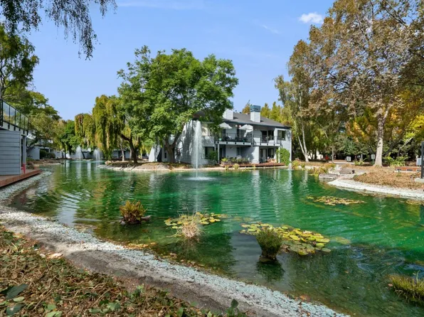 905 W Middlefield Rd APT 982, Mountain View, CA 94043