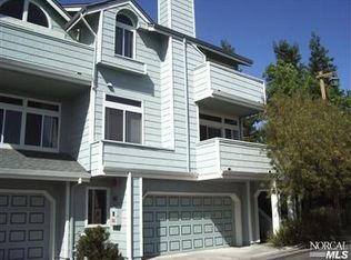 2013 Stonefield Ln, Santa Rosa, CA 95403