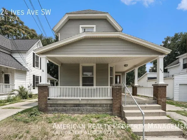 224 Ives Ave SW, Grand Rapids, MI 49504