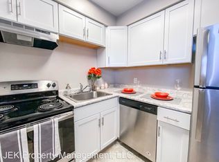 917 Magnolia Ln #9274311, Madison, WI 53713