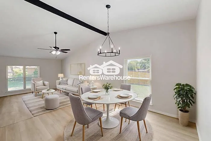 6407 Green Oaks Dr — Photo 36