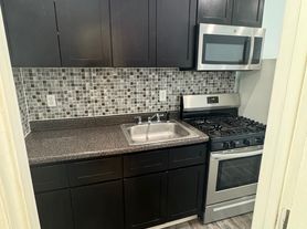 110 Lake St, Jersey City, NJ