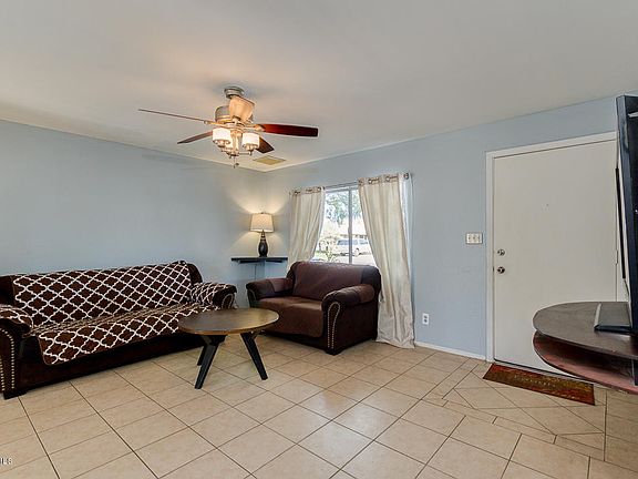 4th image of 1535 W Kerry Ln