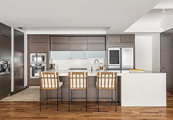 4th image of 151 Wooster St APT 6A