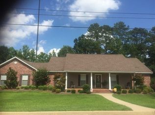 401 12th Ave SE, Magee, MS 39111