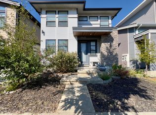 19485 72nd Ave, Surrey, BC