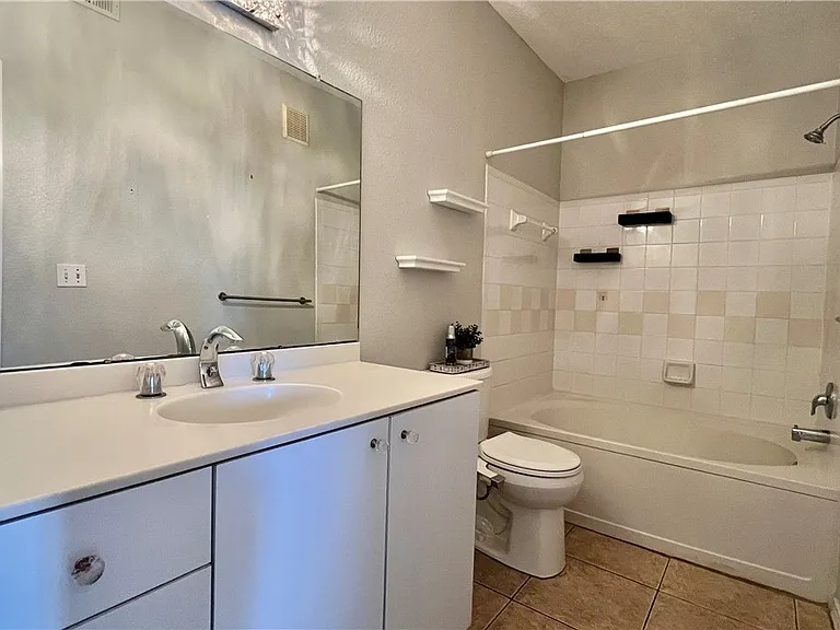 11540 Villa Grand #1216 — Photo 10