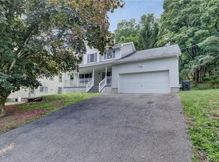 10 1st St, Walden, NY