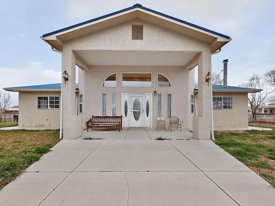 1st image of 24 Della Rd