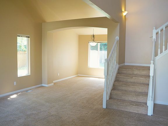 4th image of 20134 74th Avenue Ct E