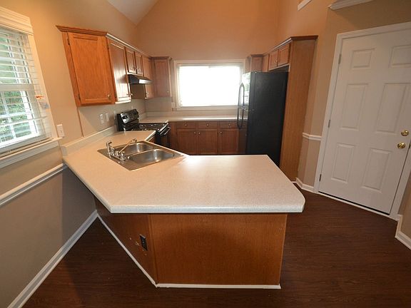 5th image of 4893 Farm Valley Dr NE