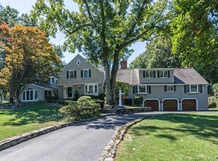 165 White Oak Rd, Fairfield, CT 06825