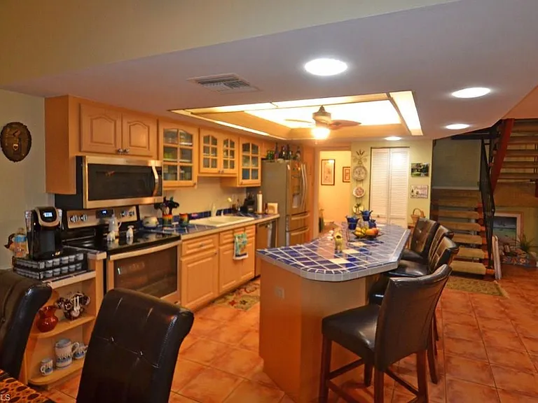 27750 Hacienda East Blvd #208B — Photo 2