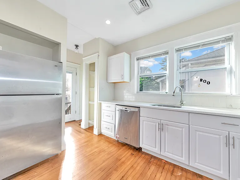 297 Alewife Brook Pkwy #2A — Photo 2