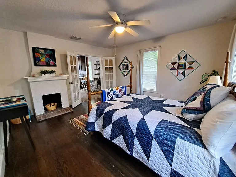 206 E Howry Ave #A — Photo 14