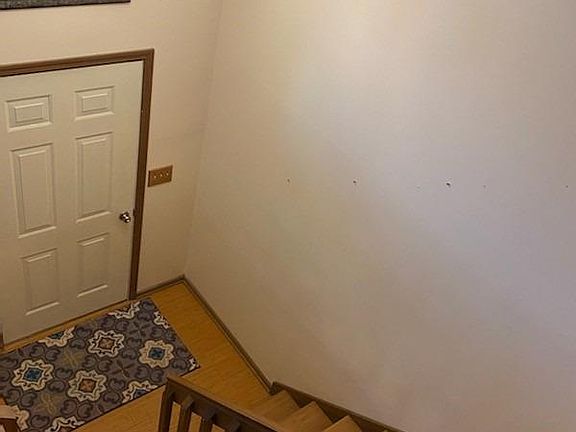 4th image of 6884 Torrington Dr