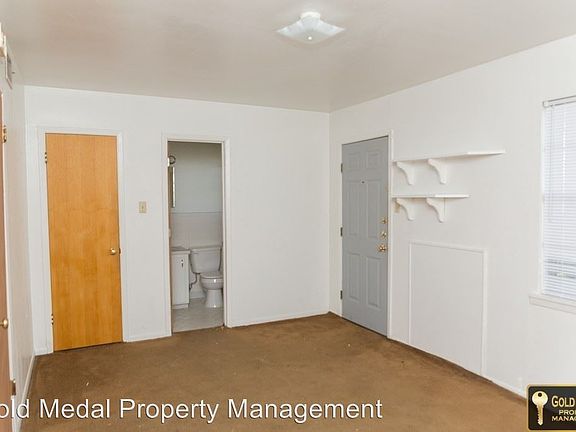 5th image of 801B Pecan Cir
