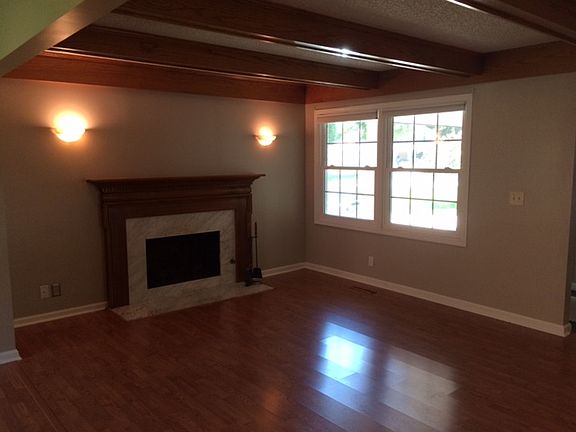 4th image of 7500 Whitestone Dr