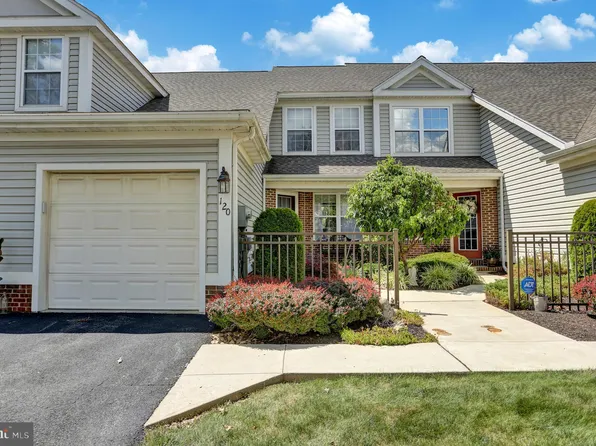 120 Oak Hill Ln, Wyomissing, PA 19610