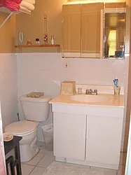 Rented by R New York